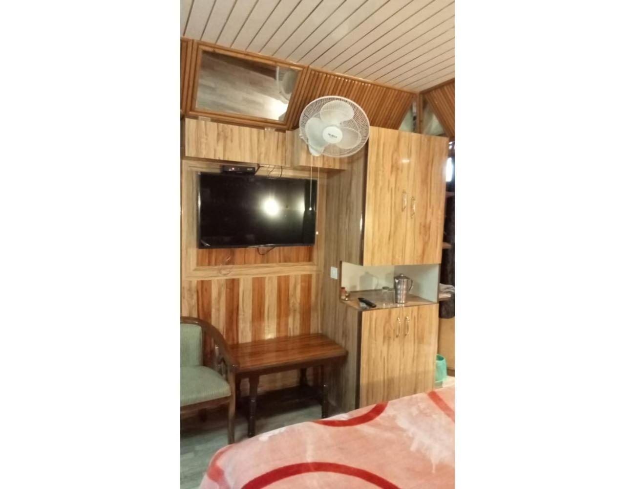Hotel Doegar, Shimla Bagian luar foto