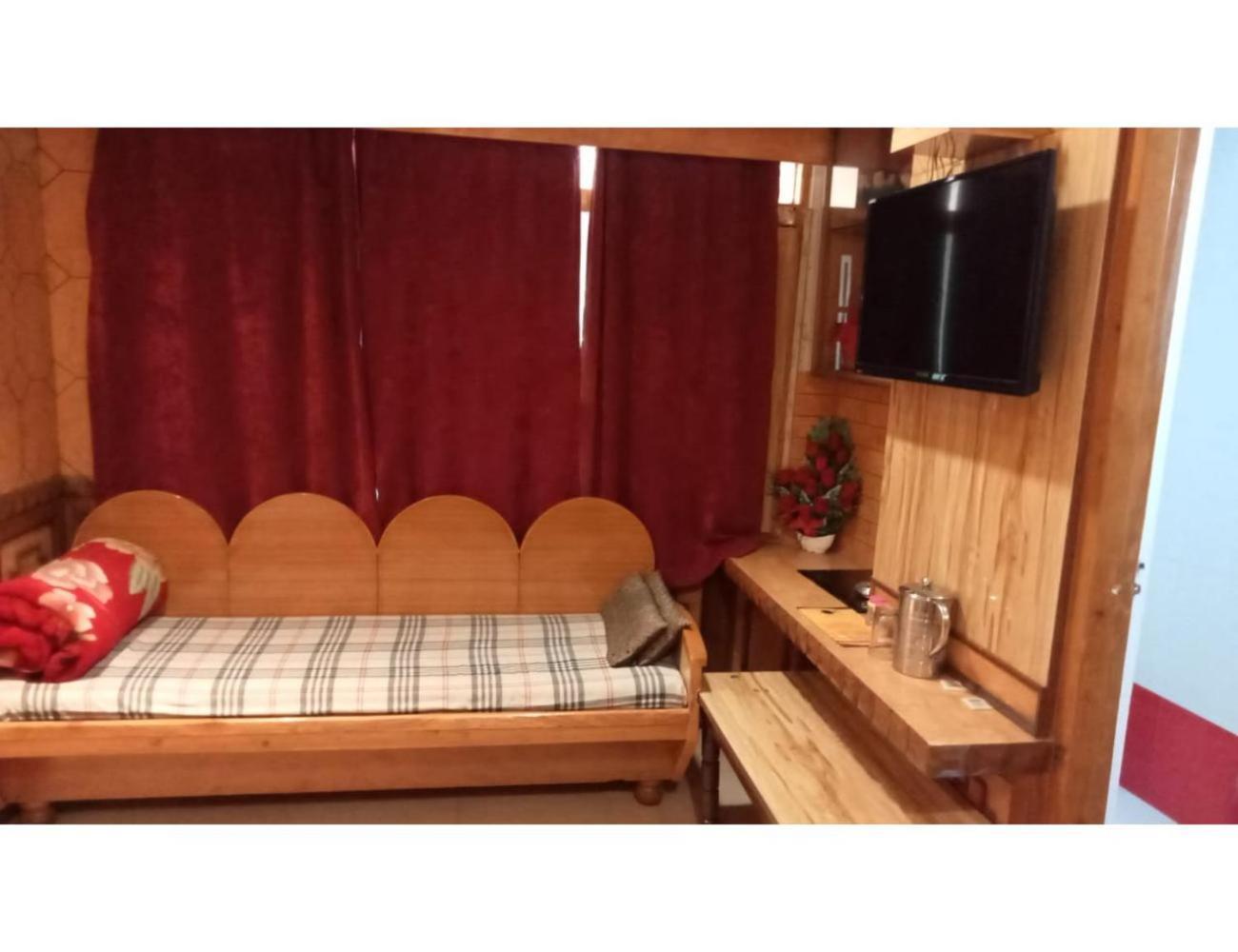 Hotel Doegar, Shimla Bagian luar foto