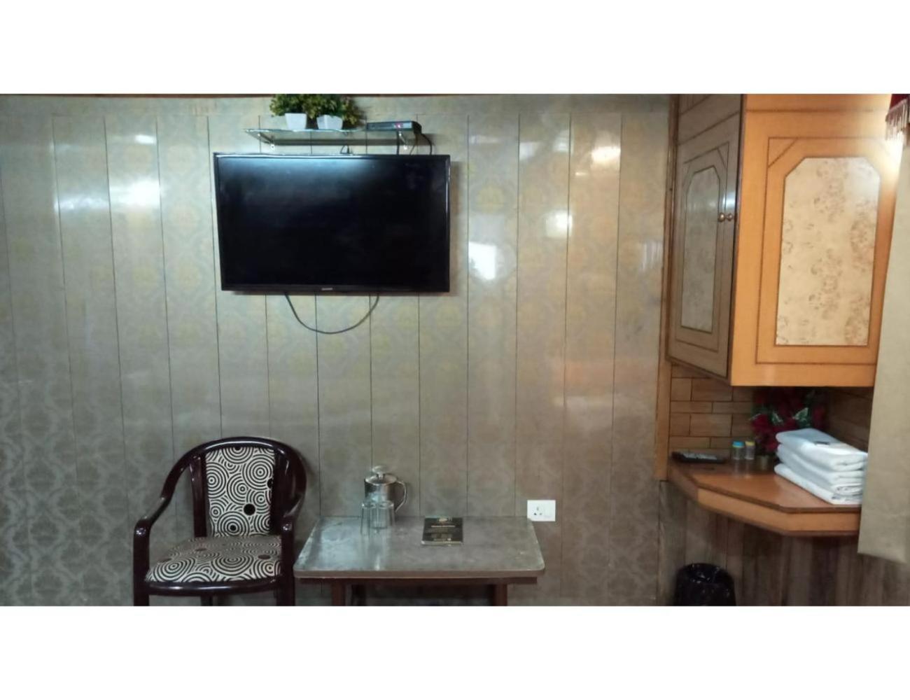 Hotel Doegar, Shimla Bagian luar foto
